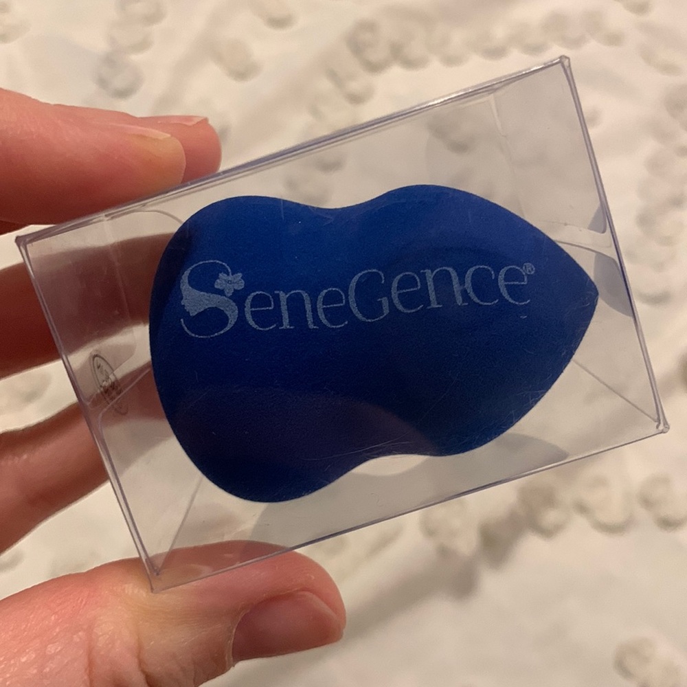 New makeup sponge